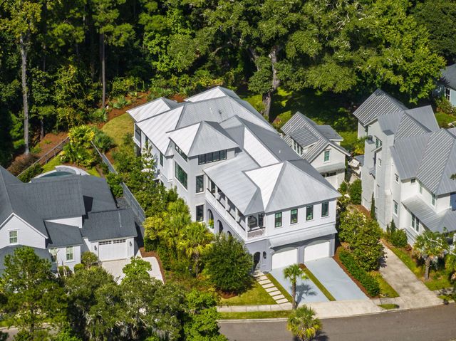 341 Bridgetown Pass, Mount Pleasant, SC 29464