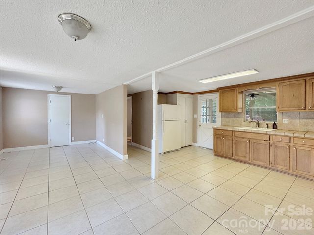 5 Love Street, Lowell, NC 28098