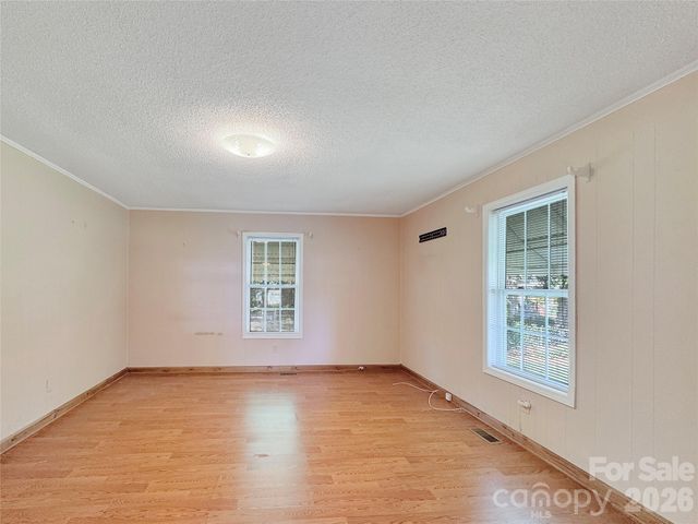 5 Love Street, Lowell, NC 28098