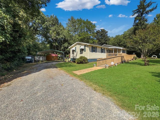 5 Love Street, Lowell, NC 28098