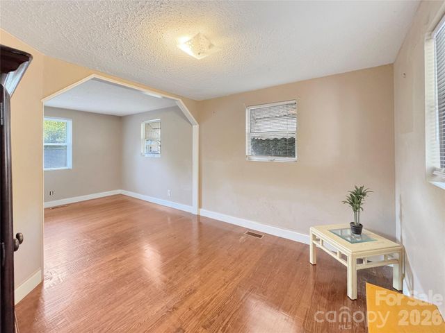 5 Love Street, Lowell, NC 28098