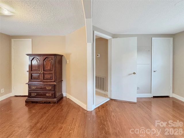 5 Love Street, Lowell, NC 28098