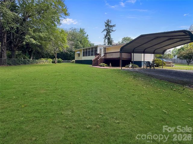 5 Love Street, Lowell, NC 28098
