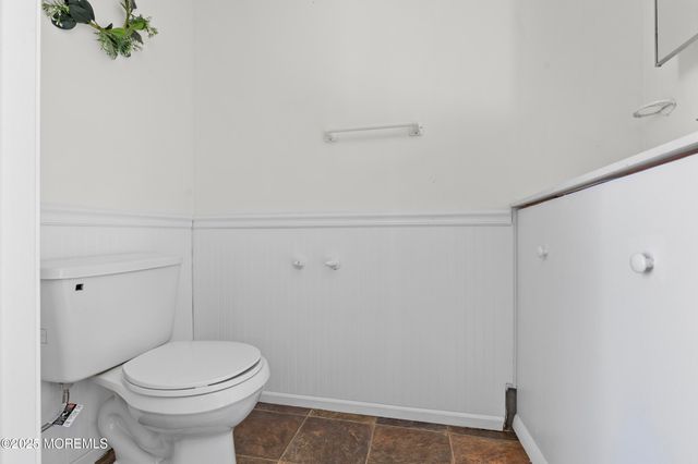 128 Mapletree Road, Toms River, NJ 08753