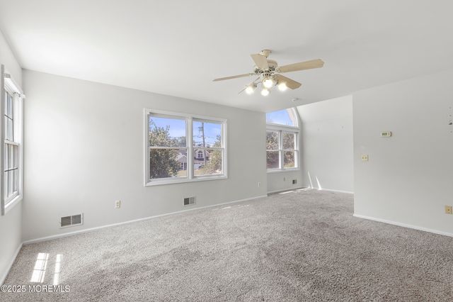 128 Mapletree Road, Toms River, NJ 08753
