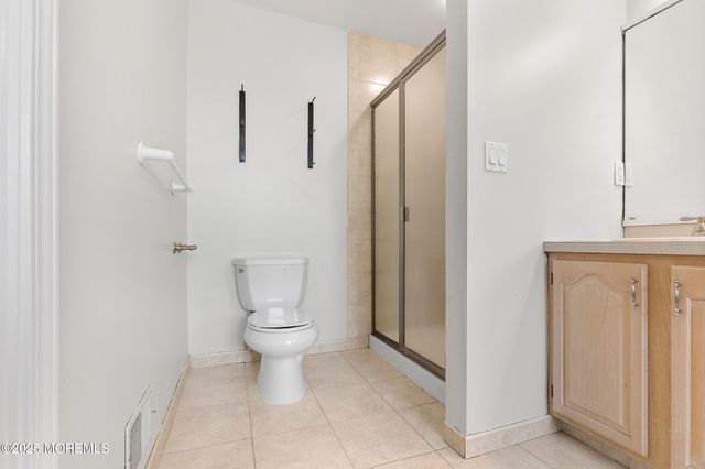 128 Mapletree Road, Toms River, NJ 08753