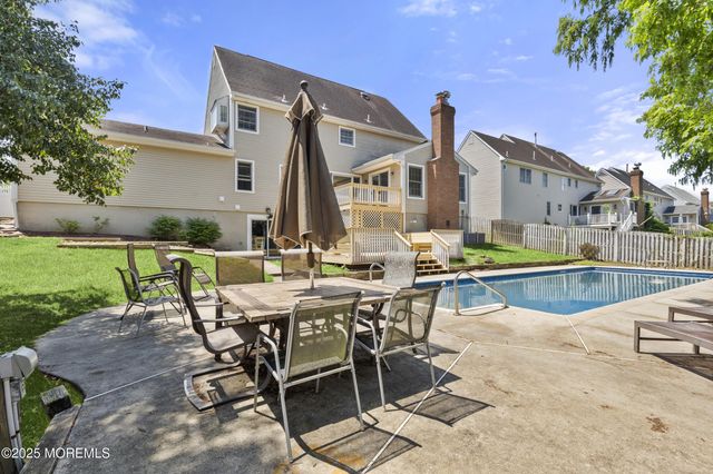 128 Mapletree Road, Toms River, NJ 08753