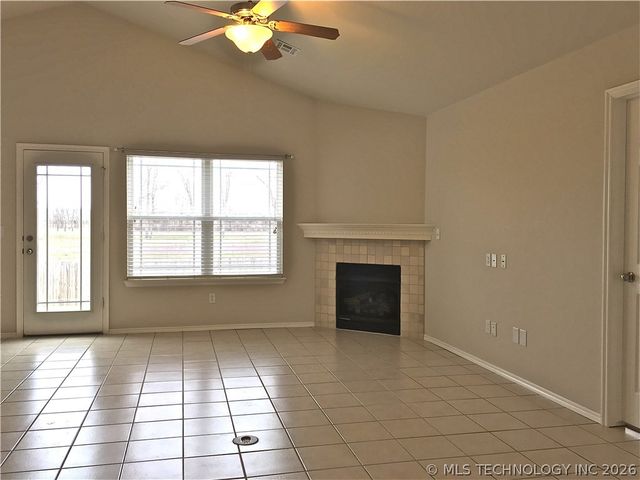 6771 E 129th Street S, Bixby, OK 74008