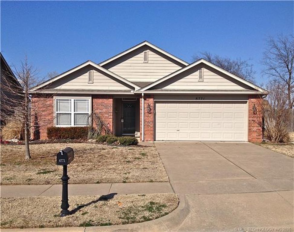 6771 E 129th Street S, Bixby, OK 74008