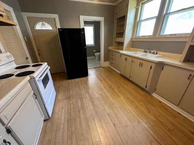 906 Union AVENUE #908, Sheboygan, WI 53081