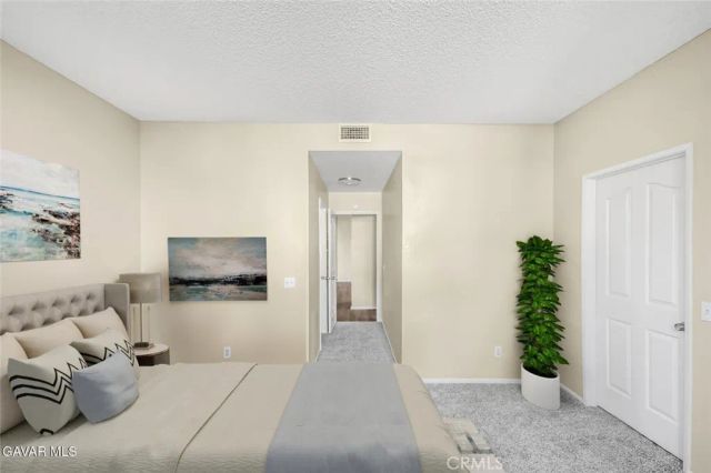 2805 W Avenue K12 Apt#143, Lancaster, CA 93536