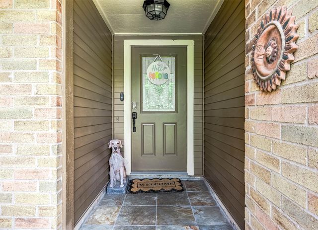 8642 Sunny Ridge Drive, Houston, TX 77095