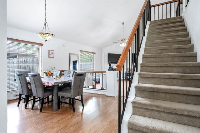 8642 Sunny Ridge Drive, Houston, TX 77095