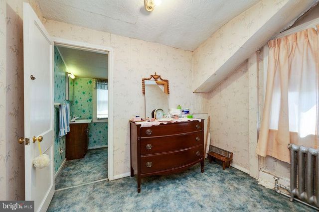 1237 CARBON ST, Reading, PA 19601