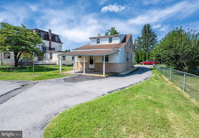 1237 CARBON ST, Reading, PA 19601