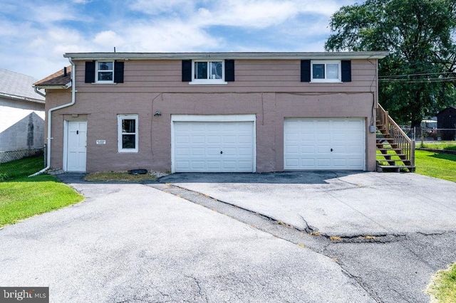 1237 CARBON ST, Reading, PA 19601