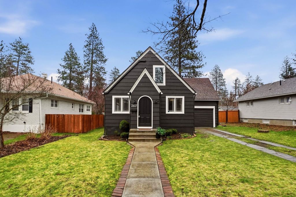 2617 S Post St, Spokane, WA 99203