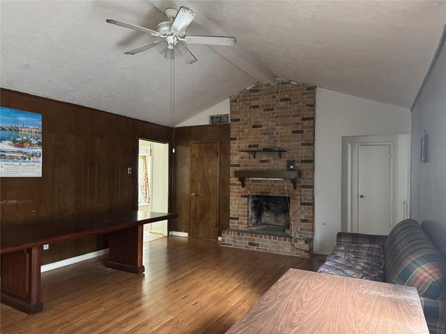 11403 Sharpview Drive, Houston, TX 77072