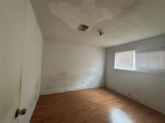 11403 Sharpview Drive, Houston, TX 77072