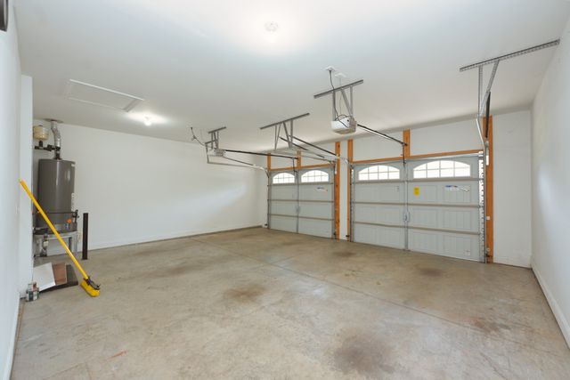 223 Meandering Dr, Lebanon, TN 37090