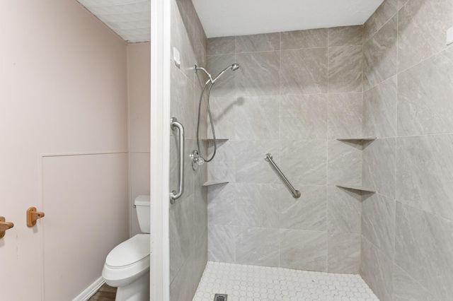 704 Cook Road, Winnie, TX 77665