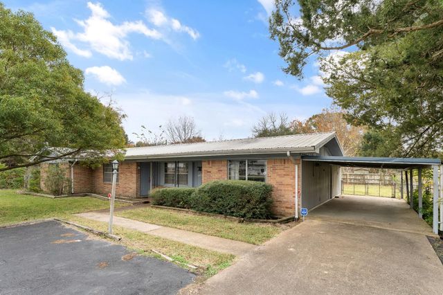 704 Cook Road, Winnie, TX 77665