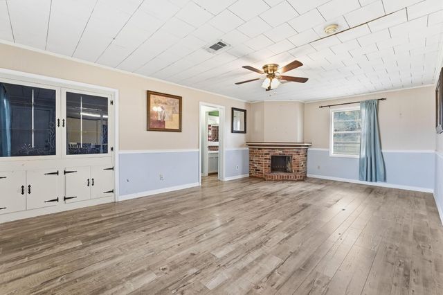 704 Cook Road, Winnie, TX 77665