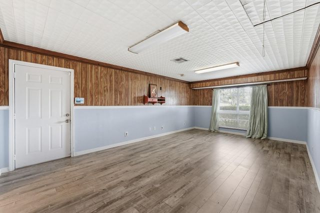 704 Cook Road, Winnie, TX 77665