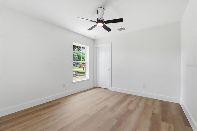 3837 44TH AVENUE N, St Petersburg, FL 33714