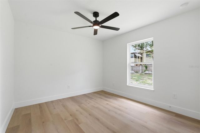 3837 44TH AVENUE N, St Petersburg, FL 33714