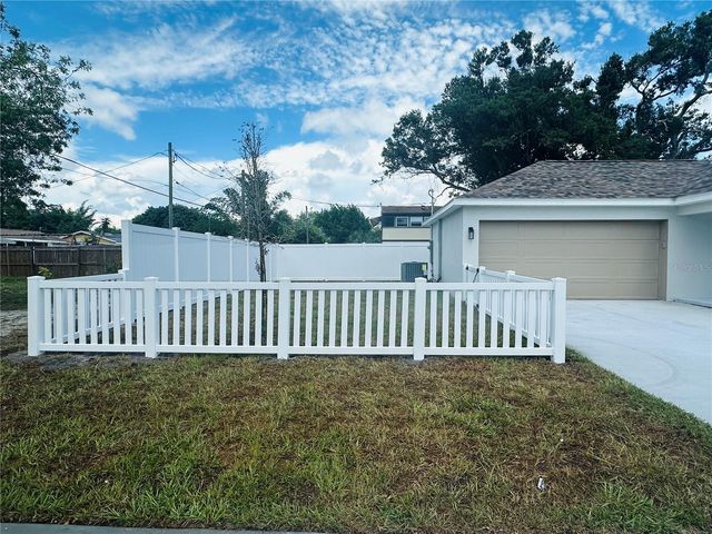 3837 44TH AVENUE N, St Petersburg, FL 33714