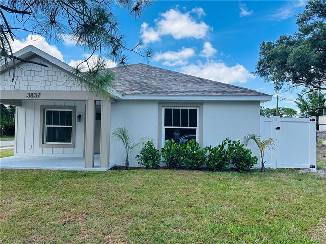 3837 44TH AVENUE N, St Petersburg, FL 33714