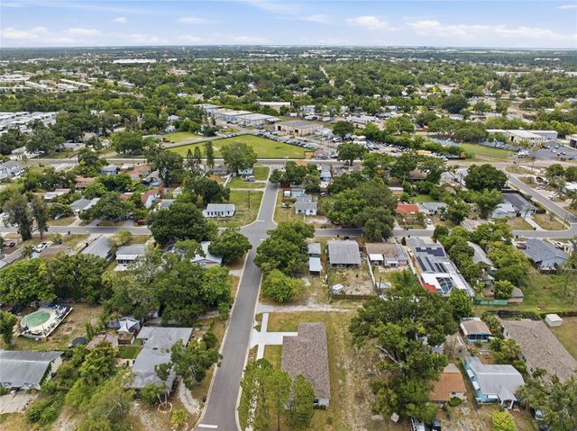 3837 44TH AVENUE N, St Petersburg, FL 33714