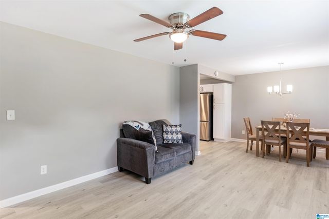560 CAMELLIA ROAD, Birmingham, AL 35215