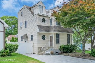 30 Gladney Avenue, Toms River, NJ 08753