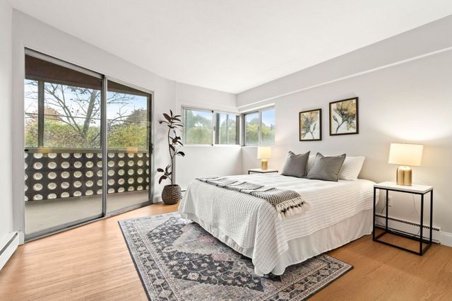 53 Melrose Street 2B, Melrose, MA 02176