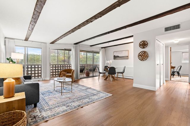 53 Melrose Street 2B, Melrose, MA 02176