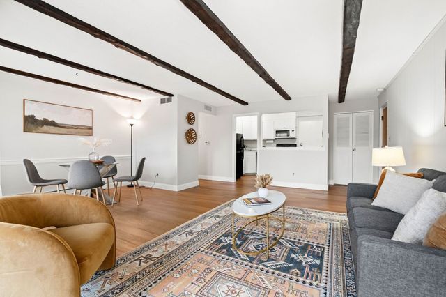 53 Melrose Street 2B, Melrose, MA 02176