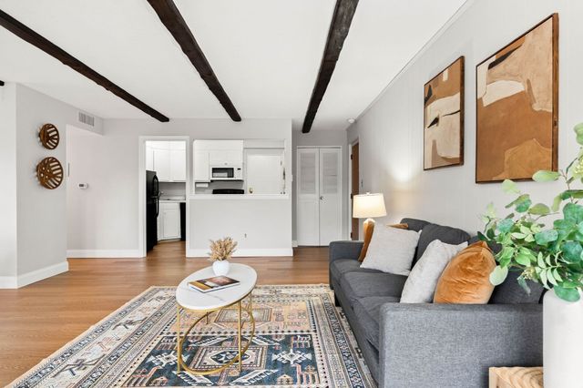 53 Melrose Street 2B, Melrose, MA 02176