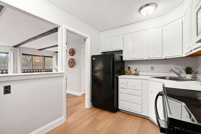 53 Melrose Street 2B, Melrose, MA 02176