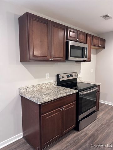 3831 Wood Dale Rd, Chester, VA 23831