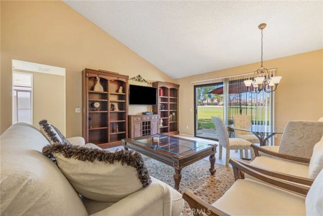 41631 Resorter, Palm Desert, CA 92211