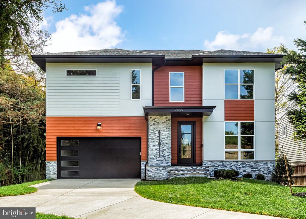 Image 1 of property listing at 6645 HALLWOOD AVE, Falls Church, VA 22046