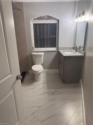 2400 Barcelona AVE, Fort Myers, FL 33905