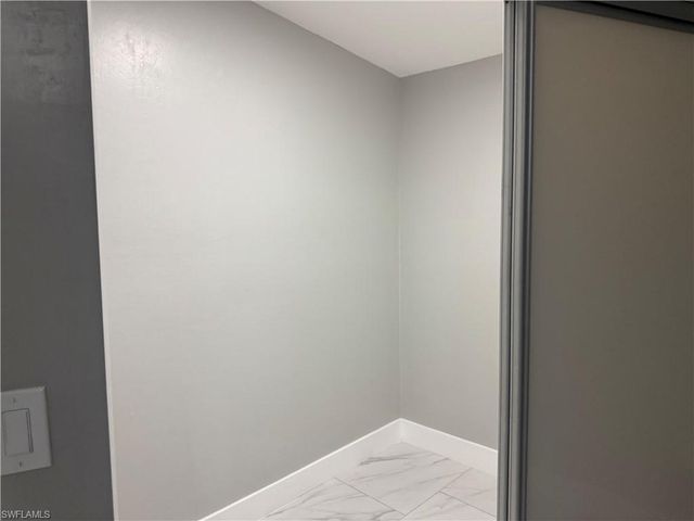 2400 Barcelona AVE, Fort Myers, FL 33905