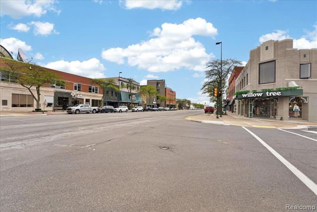 538 Pine Street, Wyandotte, MI 48192