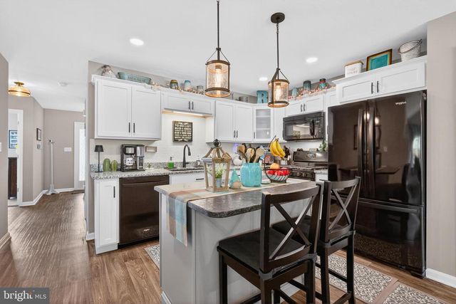 124 LOBELL RD, Abbottstown, PA 17301