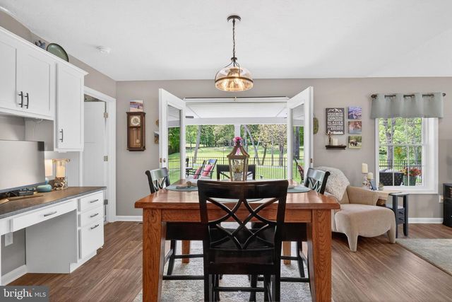 124 LOBELL RD, Abbottstown, PA 17301