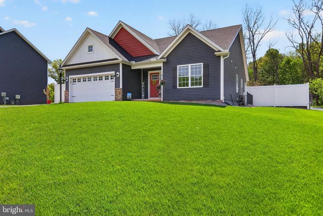 124 LOBELL RD, Abbottstown, PA 17301