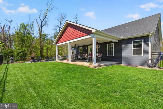 124 LOBELL RD, Abbottstown, PA 17301